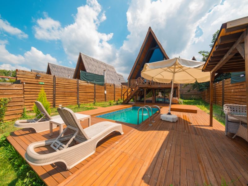 Galaksi Life Havuzlu Jakuzili Bungalov