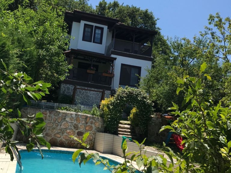 Işıklı Bahçe Villa
